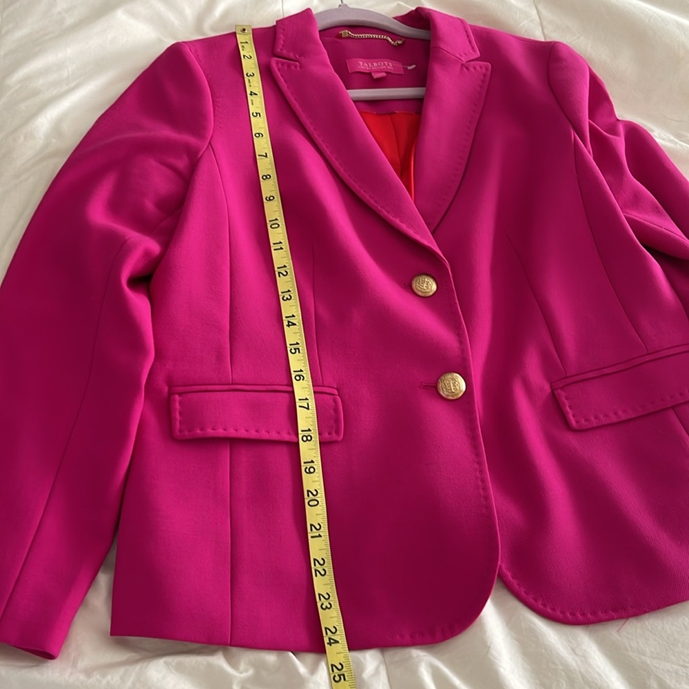 Talbots Limited Edition 2017 Vibrant Pink Wool Blazer w Gold Crest Buttons - Picture 12 of 16